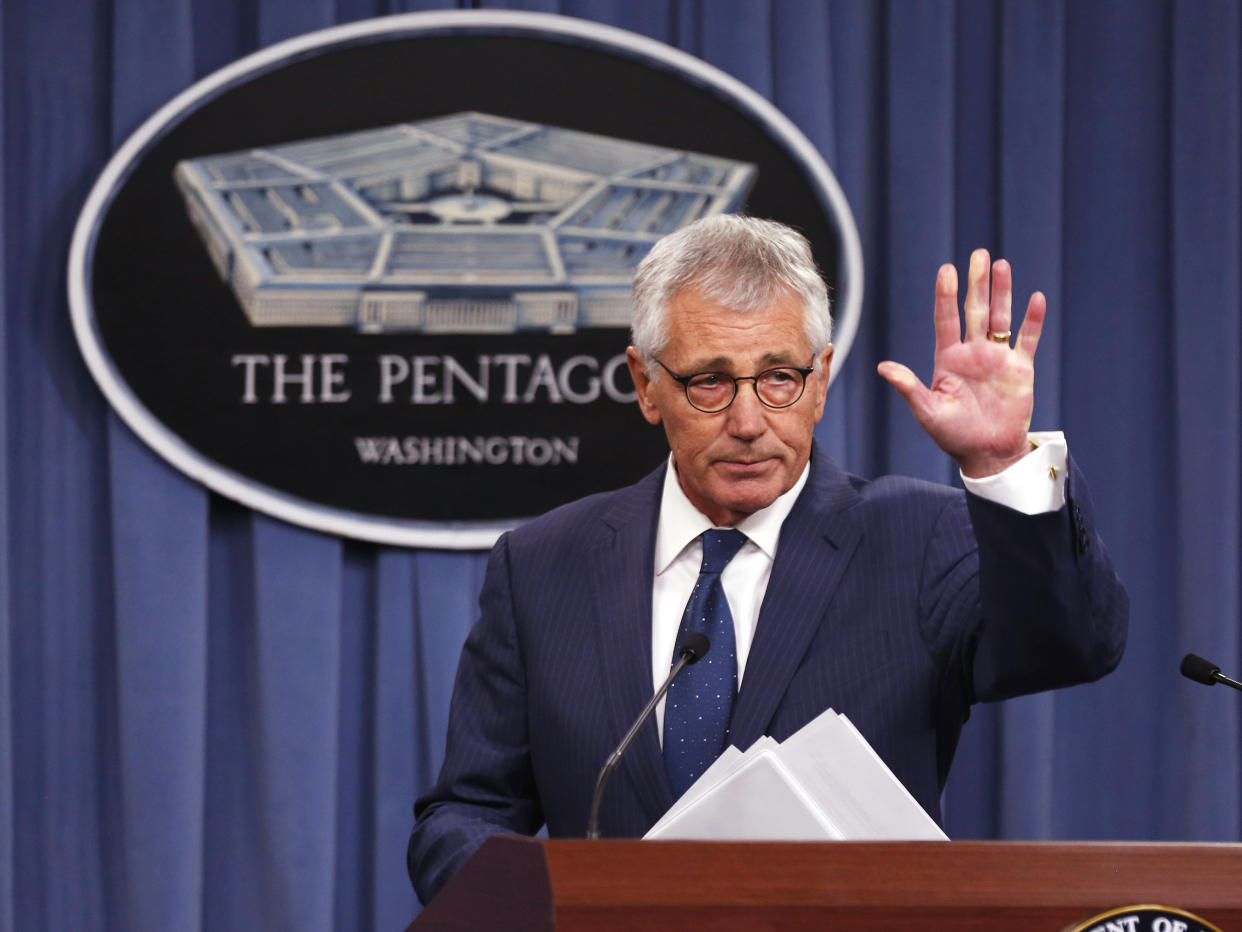 Former Secretary of Defense Chuck Hagel, pictured in January 2015, called President Donald Trump "an embarrassment"&nbsp;in a recent interview. (Photo: Larry Downing/Reuters)