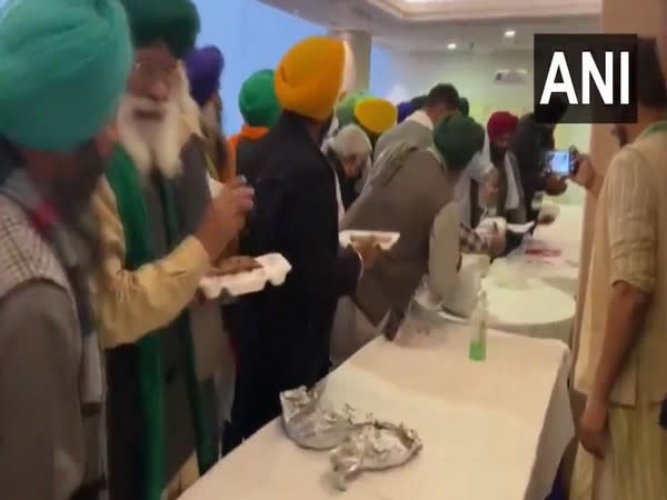 Farmer leaders have their own food during the lunch break at Vigyan Bhawan (Photo/ANI)