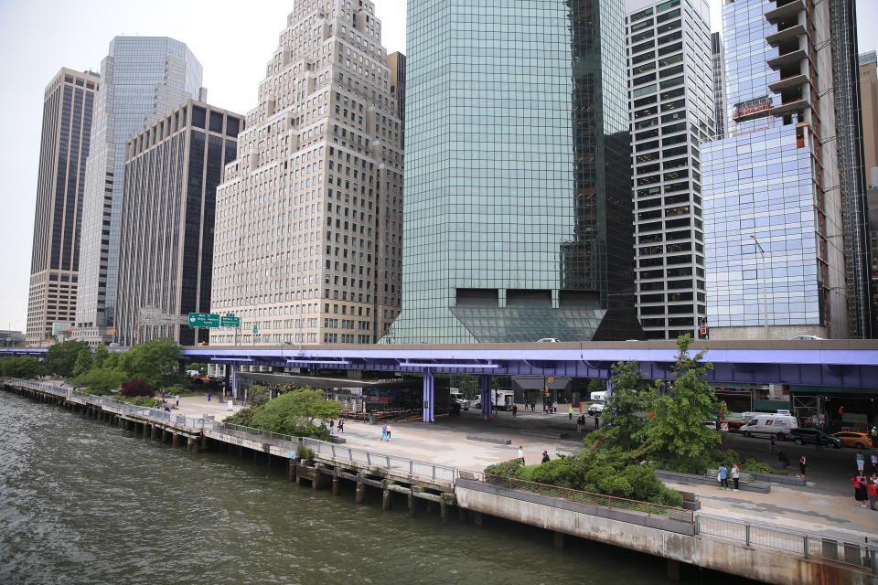 A view of Lower Manhattan along the East River and FDR Drive. (Photo: Gordon Donovan/Yahoo News)