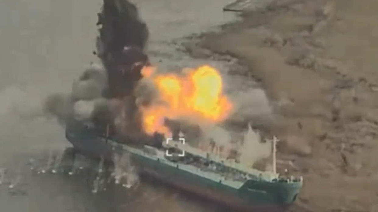 Russian command post being hit. Photo: Screenshot