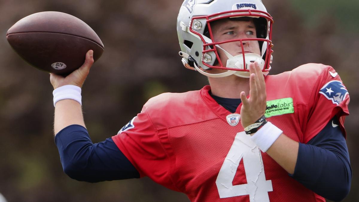 Patriots sign QB Bailey Zappe to 53-man roster - CBS Boston