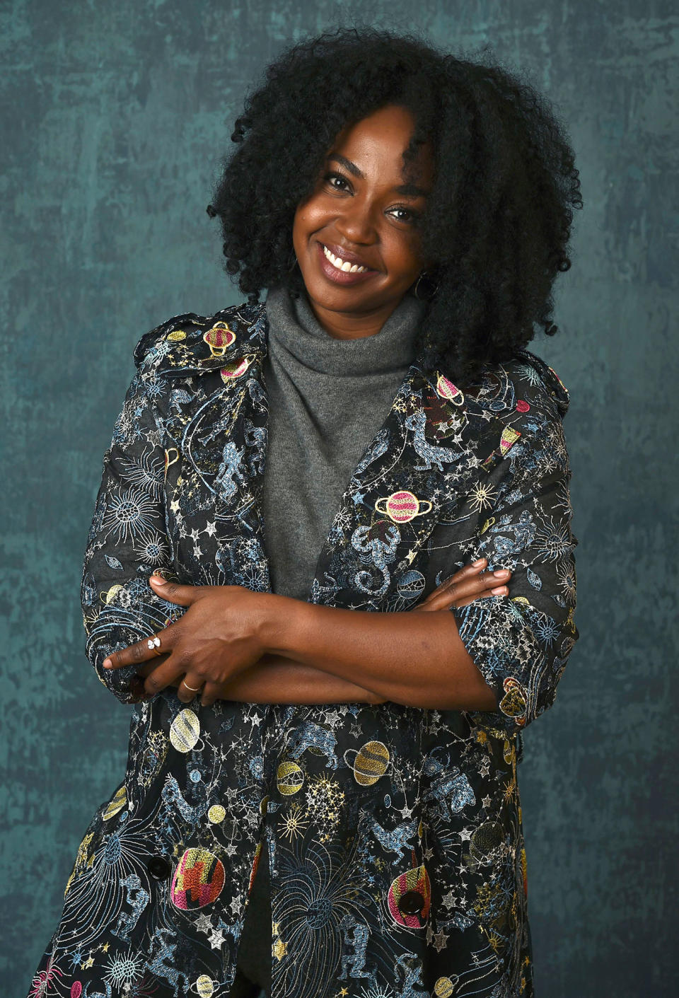 Jerrika Hinton (Dr. Stephanie Edwards)