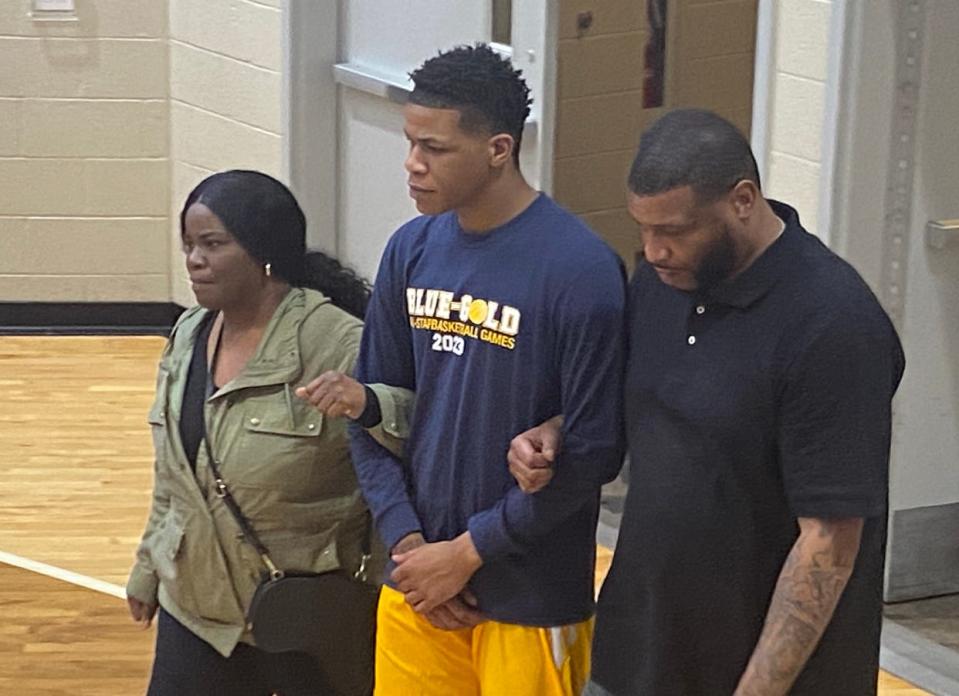 Corey Mumford and his parents, Tesha Horsey and Corey Mumford Sr.