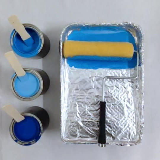 Keep Paint Tray Clean With Aluminum Foil