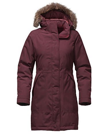 Get it <a href="https://www.amazon.com/North-Face-Womens-Arctic-Jacket/dp/B017UX9Q9K/ref=sr_1_7?amp=&amp;ie=UTF8&amp;keywords=women%27s%2Bparkas&amp;qid=1512757620&amp;sr=8-7&amp;tag=thehuffingtop-20&amp;th=1&amp;psc=1" target="_blank">here</a>.