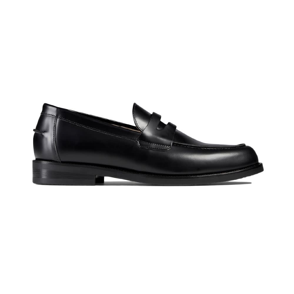 <p><a href="https://go.redirectingat.com?id=74968X1596630&url=https%3A%2F%2Fdukeanddexter.com%2Fproducts%2Fwilde-black-penny-loafer-womens&sref=https%3A%2F%2Fwww.elle.com%2Ffashion%2Fshopping%2Fg60139905%2Fmost-comfortable-work-shoes-women%2F" rel="nofollow noopener" target="_blank" data-ylk="slk:Shop Now;elm:context_link;itc:0;sec:content-canvas" class="link rapid-noclick-resp">Shop Now</a></p><p>Wilde Black Penny Loafer</p><p>dukeanddexter.com</p><p>$300.00</p>