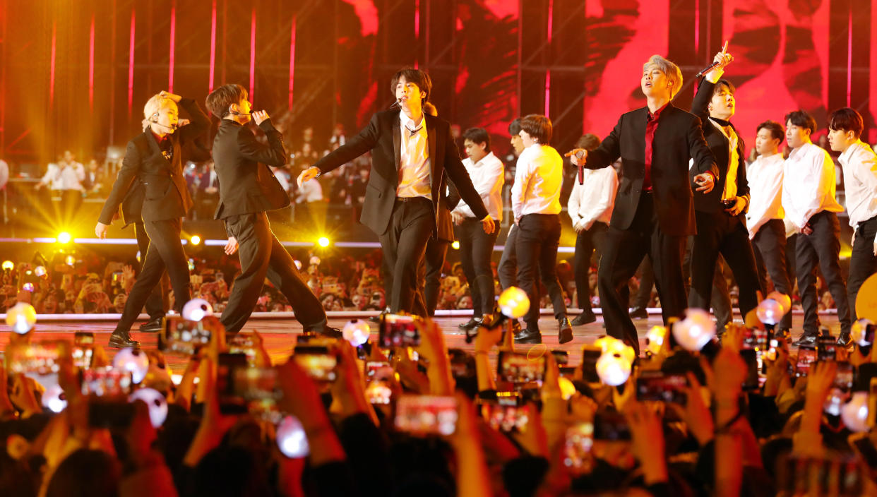 SEOUL, SOUTH KOREA - JANUARY 06: BTS performs at the 33th Golden Disc Awards at Gocheok Sky Dome on January 06, 2019 in Seoul, South Korea. (Photo by JTBC PLUS/Imazins via Getty Images)