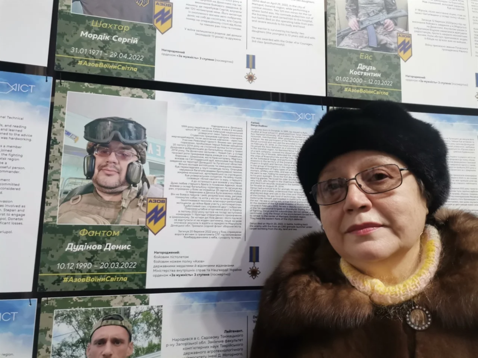 Halyna Holitsyna at an exhibition dedicated to Azov fighters <span class="copyright">Svoi</span>