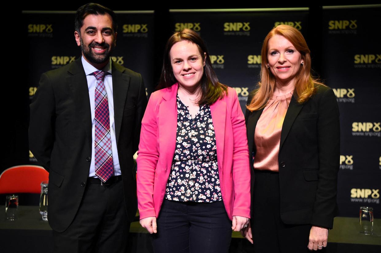 Les trois candidats pour succéder au poste de Premier ministre, laissé vacant par Nicola Sturgeon en Écosse : Humza Yousaf, Kate Forbes et Ash Regan.