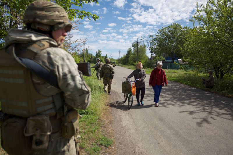 Russia's attack on Ukraine continues, in Donetsk region