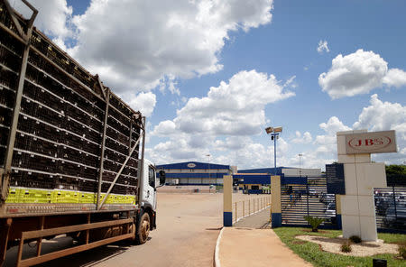 A truck enters the Brazilian meatpacker JBS SA's premises after a Brazil's Federal Police operation in Brasilia, Brazil March 17, 2017. REUTERS/Ueslei Marcelino