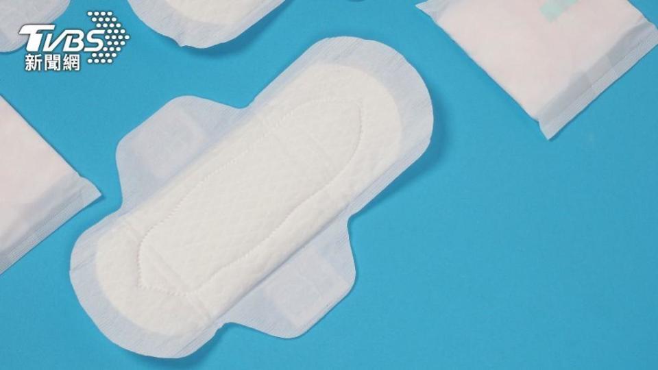 丈夫說衛生棉是幫女同事買的。（示意圖／Shutterstock達志影像）