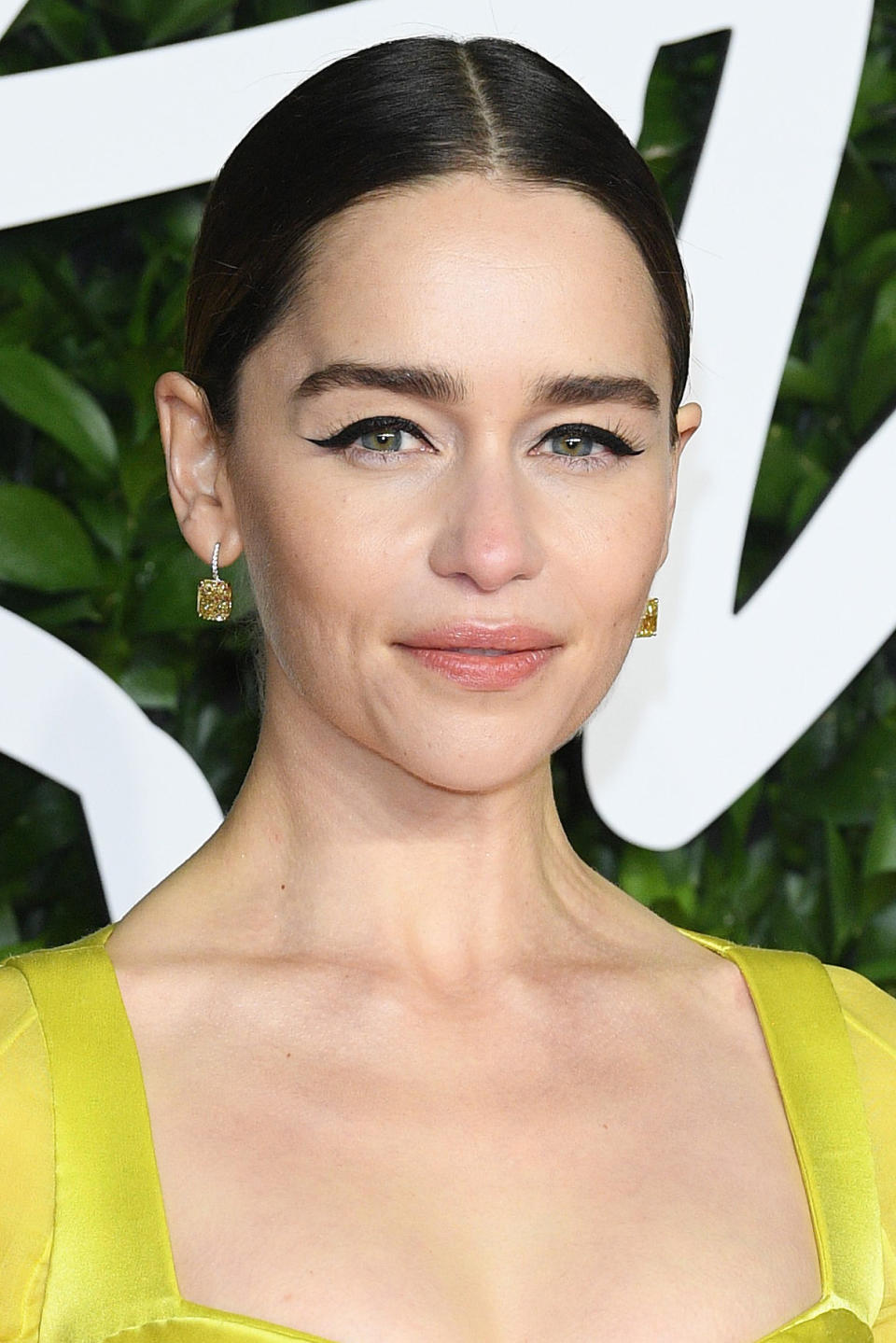 Les yeux de chat de Emilia Clark