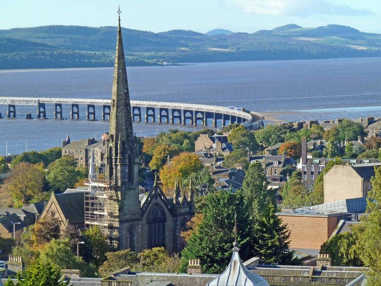 <span class="caption">Dundee sits on the River Tay, looking over to Fife.</span> <span class="attribution"><a class="link " href="https://www.flickr.com/photos/ernpics/37489411666/in/pool-dundee/" rel="nofollow noopener" target="_blank" data-ylk="slk:Eric Niven/Flickr;elm:context_link;itc:0;sec:content-canvas">Eric Niven/Flickr</a>, <a class="link " href="http://creativecommons.org/licenses/by-sa/4.0/" rel="nofollow noopener" target="_blank" data-ylk="slk:CC BY-SA;elm:context_link;itc:0;sec:content-canvas">CC BY-SA</a></span>