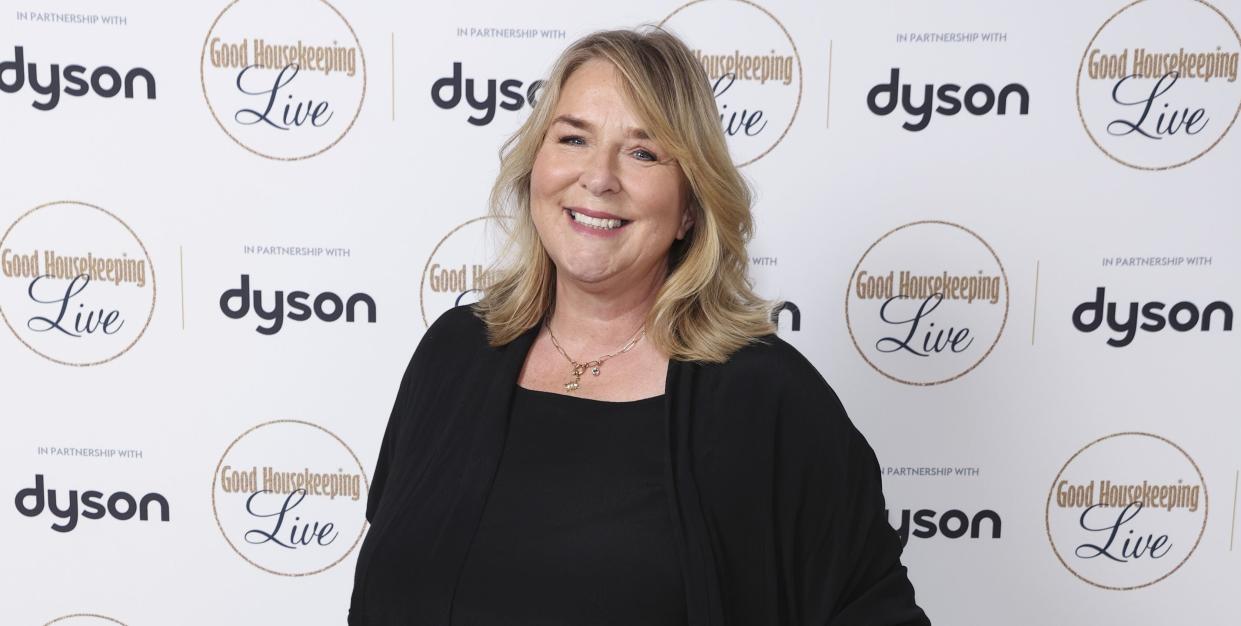 fern britton in a casual black outfit with sneakers on the good housekeeping live red carpet