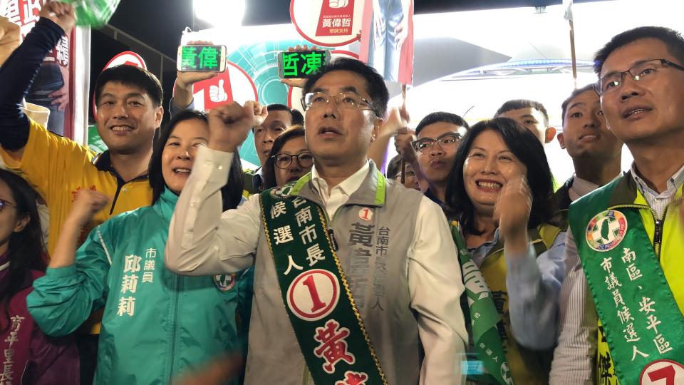 ▲台南市長候選人黃偉哲，選前之夜呼籲選民支持（圖／陳聖璋攝, 2018.11.23）