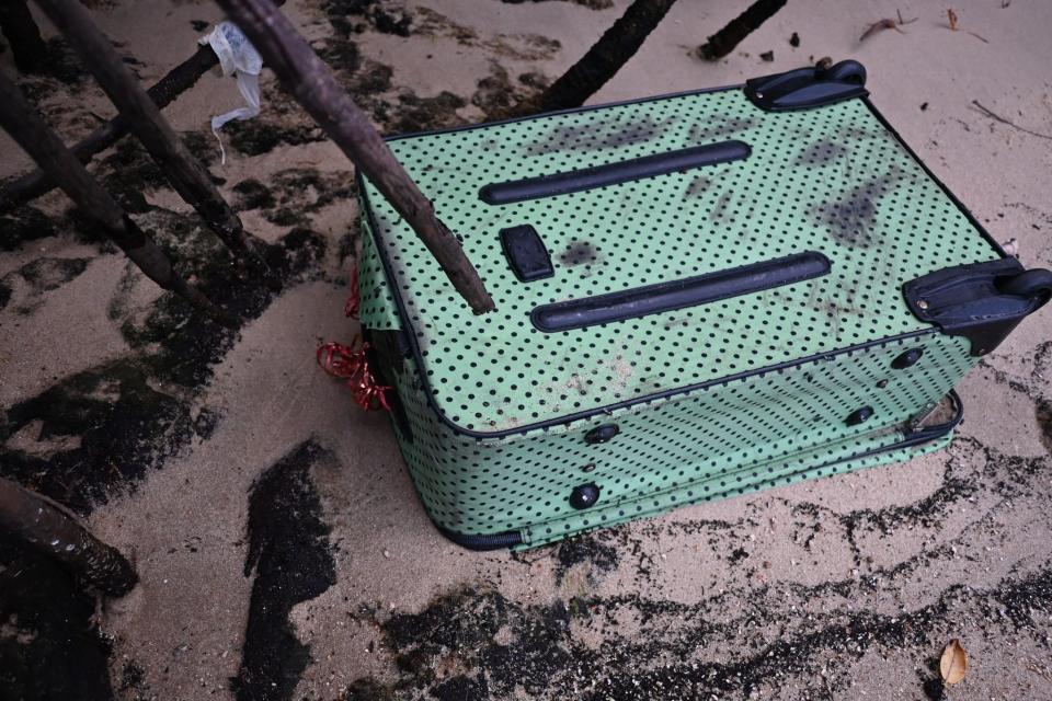 Delray Beach police released a photo of this suitcase, described by police as a black polka dot Charlie Sport bag, in which body parts of Aydil Barbosa Fontes were found.