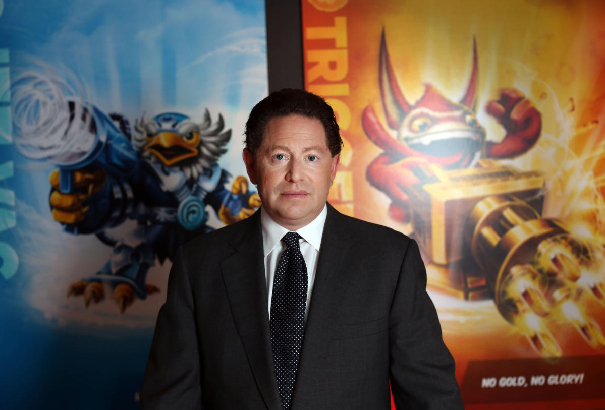 Activision Blizzard CEO Bobby Kotick gets to keep his board seat - engadget.com