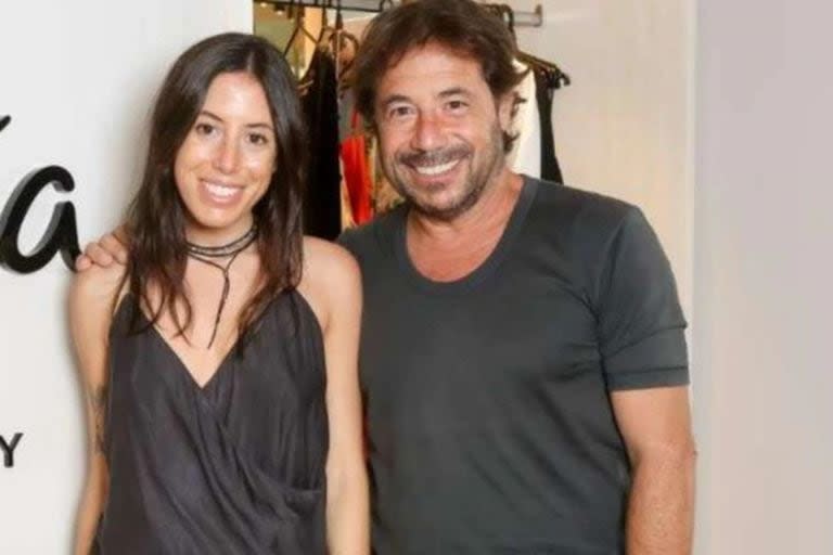 Ricky Sarkany junto a su hija Sofía, que murió el 29 de marzo de 2021