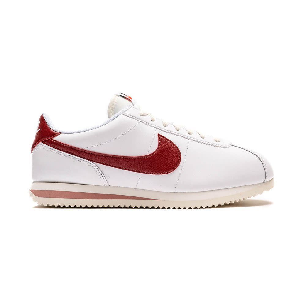 <p><a href="https://clicks.trx-hub.com/xid/hearstcorp_9eb67_ell?q=https%3A%2F%2Fwww.nike.com%2Ft%2Fcortez-womens-shoes-tZtTd5&p=https%3A%2F%2F&utmSource=yahoo-us&utmCampaign=61&utmMedium=syn" rel="nofollow noopener" target="_blank" data-ylk="slk:Shop Now;elm:context_link;itc:0;sec:content-canvas" class="link rapid-noclick-resp">Shop Now</a></p><p>Cortez Shoes </p><p>nike.com</p><p>$85.00</p>