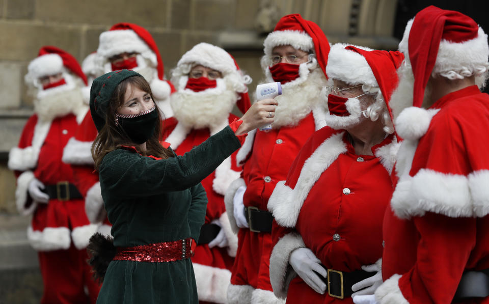 Virus Outbreak Britain Santa School