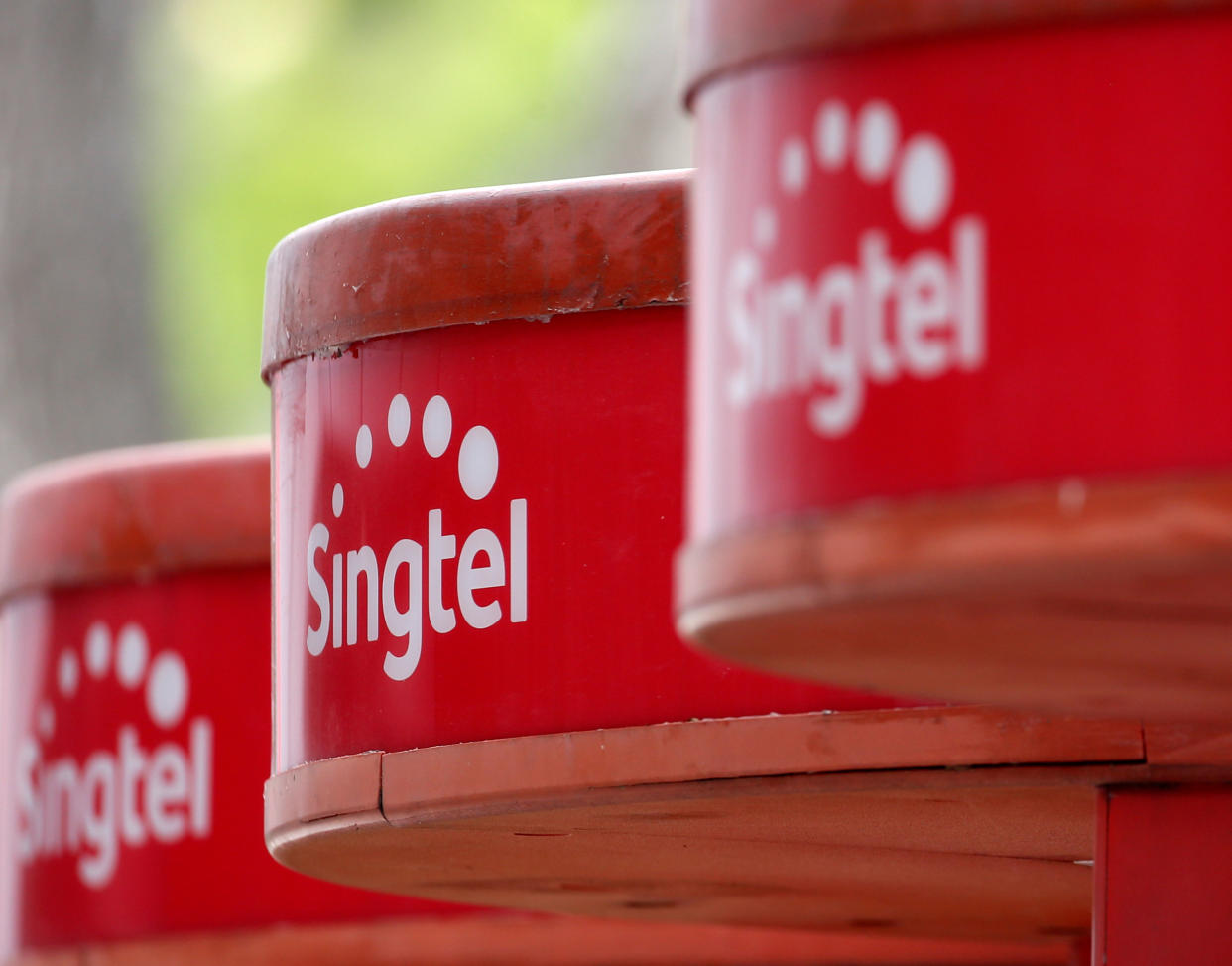 Singtel telephone booths in Singapore in 2016. (File photo: Reuters/Edgar Su)