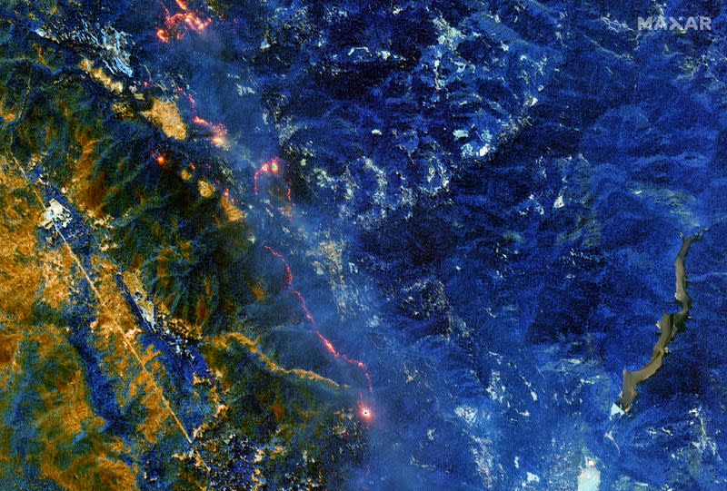 Satellite image of the CZU Lightning Complex wildfire over Santa Cruz, California