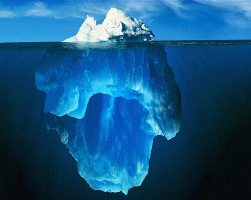 Un iceberg (Wikimedia Commons)