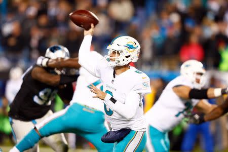 Nov 13, 2017; Charlotte, NC, USA; Miami Dolphins quarterback Jay Cutler (6) passes the ball in the second quarter against the Carolina Panthers at Bank of America Stadium. Jeremy Brevard-USA TODAY Sports