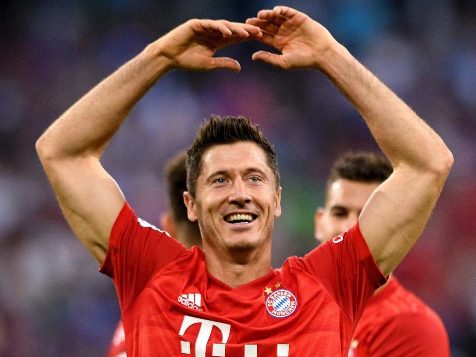 Lewandowski celebrates scoring vs Schalke: EPA