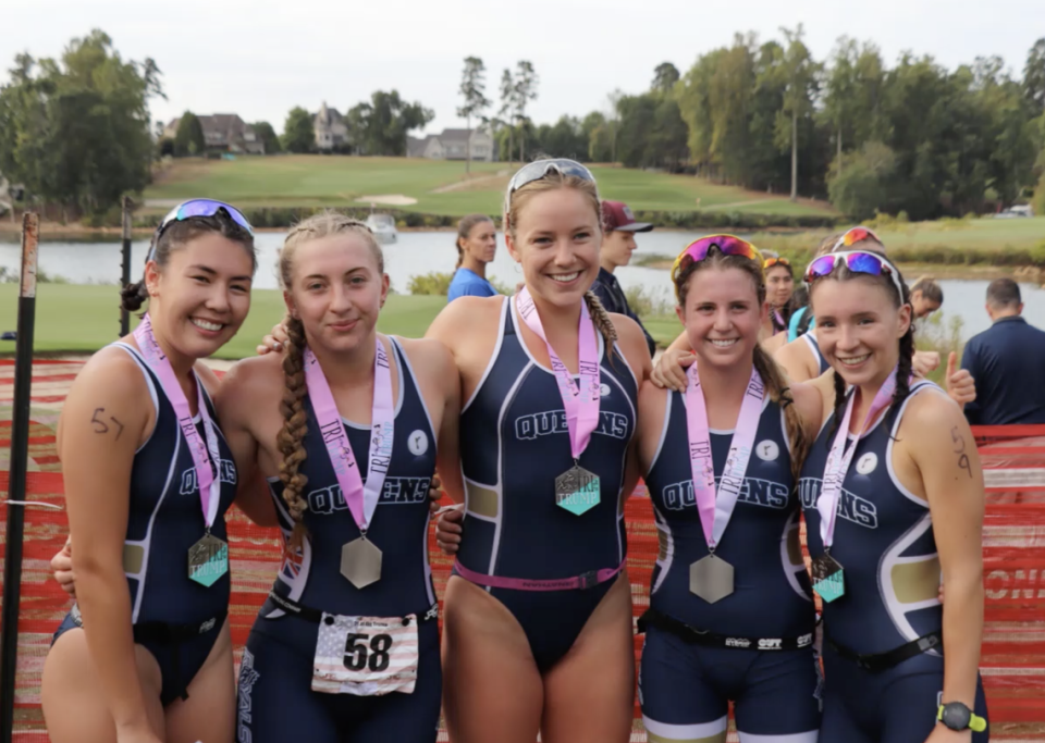 Queen’s University of Charlotte athletes at the 2019 Tri at the Trump.