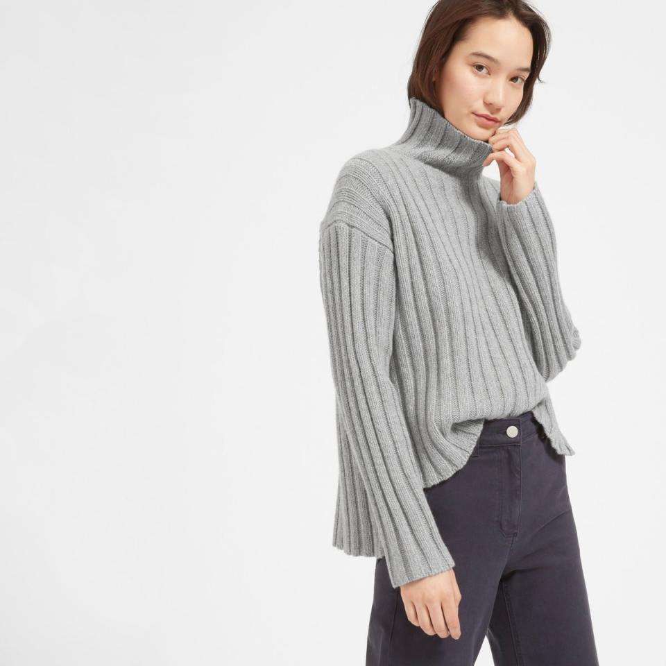 Get it <a href="https://www.everlane.com/products/womens-wool-cashmere-rib-ovrszd-ttlneck-heathergrey?collection=womens-sweaters" target="_blank">here</a>.