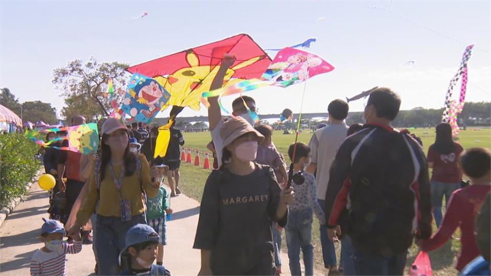 親子互動超溫馨　屏東風箏節第二日人潮爆滿
