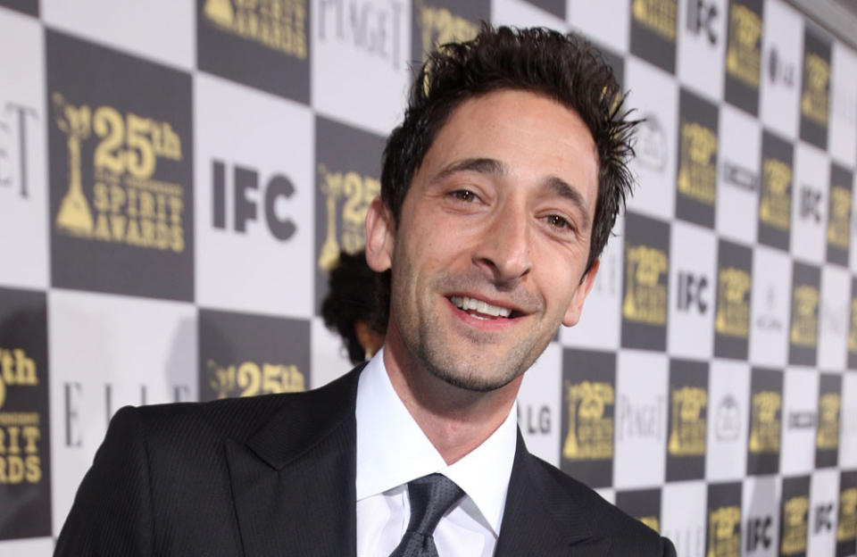 Adrien Brody recalls story of chimpanzee that 'fell in love' with him credit:Bang Showbiz