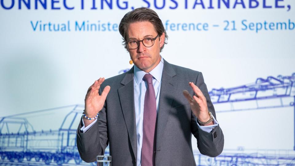 Bundesverkehrsminister Andreas Scheuer (CSU) präsentierte ein Konzept, um den TEE wieder aufleben zu lassen.