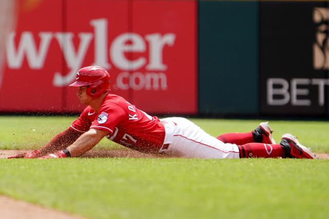 Nick Lodolo, Reds Shutdown the Phillies in Series Opener