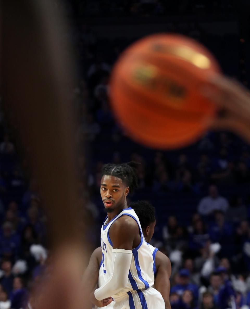 Kentucky’s Antonio Reeves gets back on defense against Kentucky State.