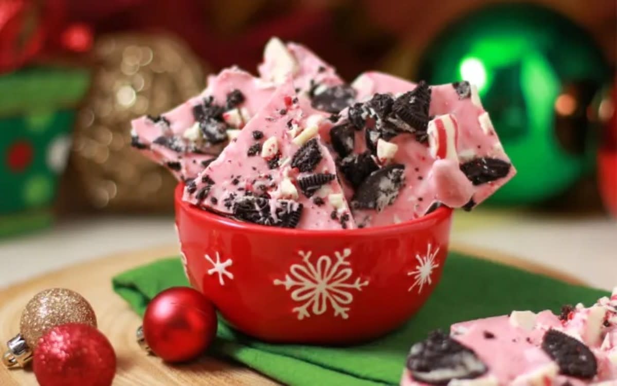 <p>Donna Elick</p><p>Peppermint and chocolate lovers won't be able to stop at one piece.</p><p><strong>Get the recipe: <a href="https://parade.com/241369/donnaelick/ultimate-homemade-holiday-gift-peppermint-oreo-candy-bark/" rel="nofollow noopener" target="_blank" data-ylk="slk:Peppermint Oreo Candy Bark;elm:context_link;itc:0;sec:content-canvas" class="link rapid-noclick-resp">Peppermint Oreo Candy Bark</a></strong></p>