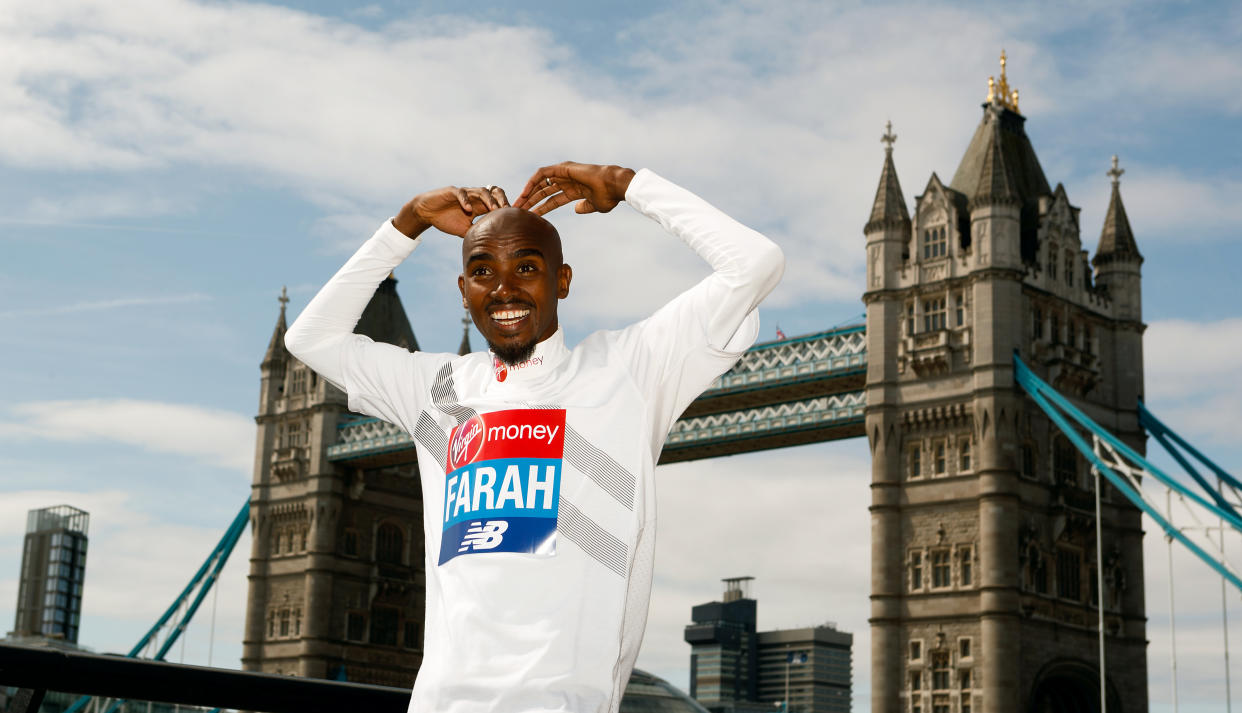 Sir Mo Farah does the ‘Mobot’ ahead of the London Marathon 2018 (PA)