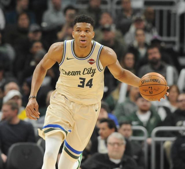 NBA roundup: Bucks' win streak hits 13 - Yahoo Sports