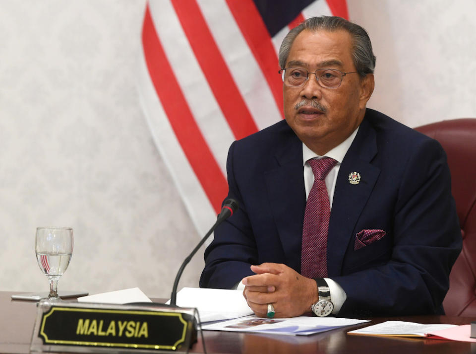 Prime Minister Tan Sri Muhyiddin Yassin’s popularity appears to have weathered the Covid-19 pandemic. — Bernama pic