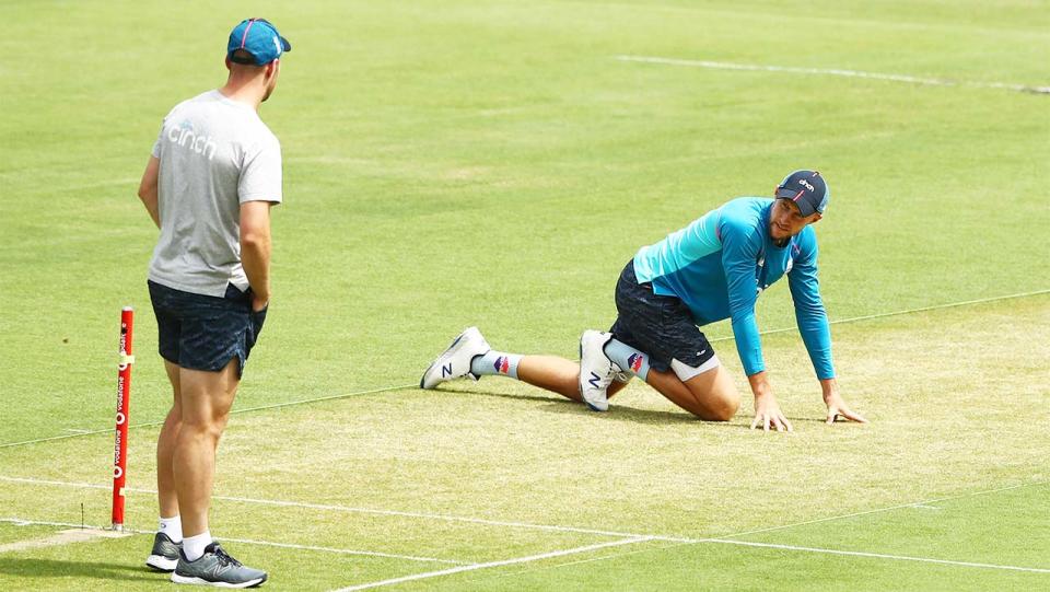 Ian Healy has suggested both captains choose to bowl if they win the toss at the Gabba on Wednesday. (Getty Images)