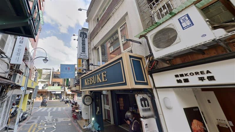 台北市曾出現一筆破億級百年老屋交易，如今屋齡已達112年，由手搖飲店承租中。（圖／翻攝自Google　Maps）