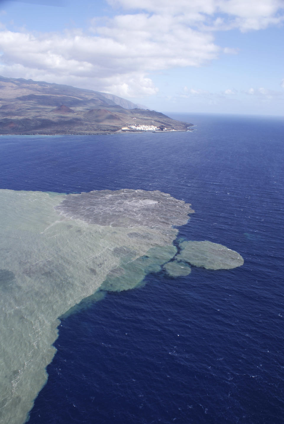 Underwater volcano