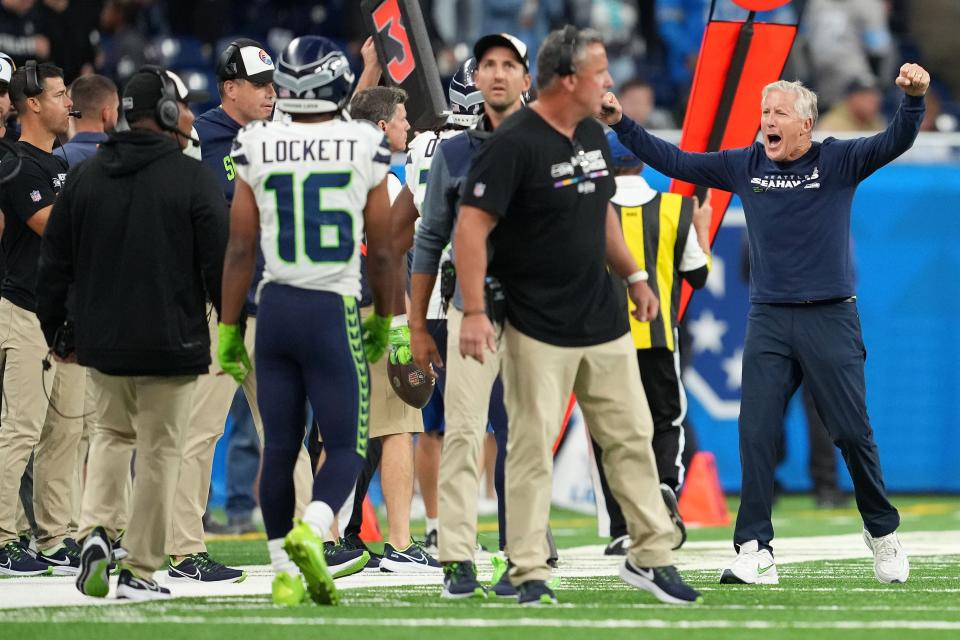 DETROIT, MICHIGAN - OCTOBER 02: Head coach Pete Carroll of the Seattle Seahawks reacts in the fourth quarter of the game against the Detroit Lions at Ford Field on October 02, 2022 in Detroit, Michigan. (Photo by Nic Antaya/Getty Images)