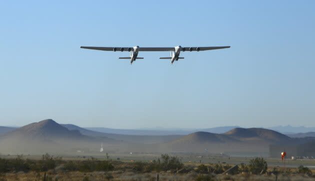 Stratolaunch airplane in flight