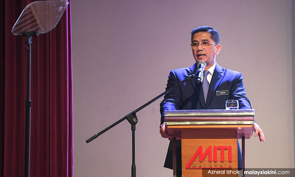 Malaysians vent about Azmin on Austrian minister’s FB page