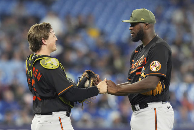 After Ryan Mountcastle's home run early, Félix Bautista slams door