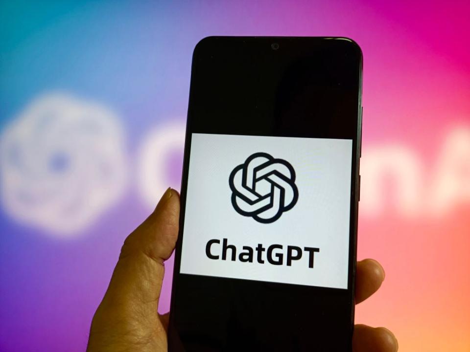 Nutzer sollen bald mit Chat GPT über gesprochene Sprache und Bilder kommunizieren können. - Copyright: Getty Images / Future Publishing / Kontributor