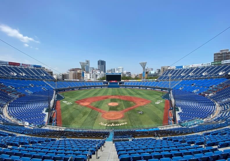 橫濱球場，主辦東奧棒、壘球賽事。取自維基百科。